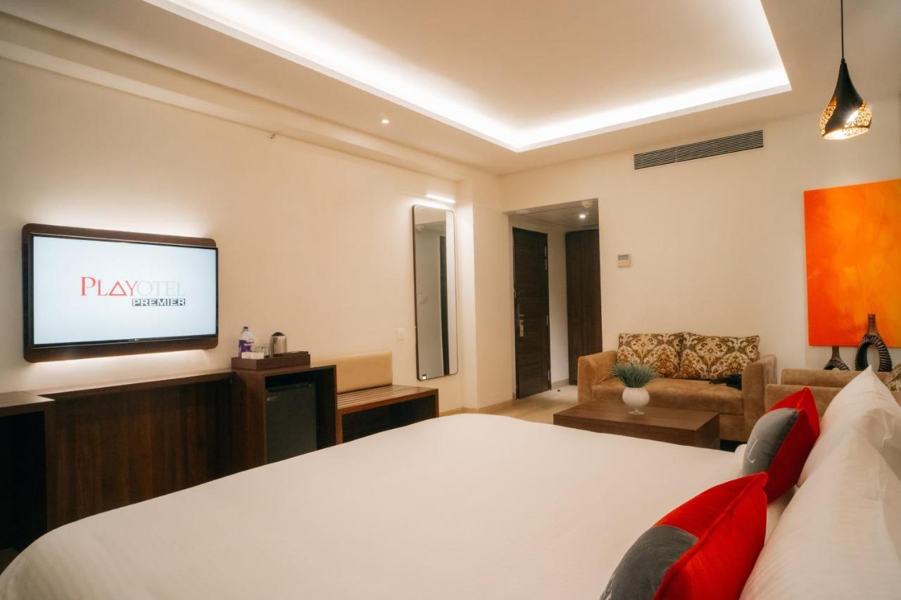 Playotel Premier Vijay Nagar Индор Екстериор снимка