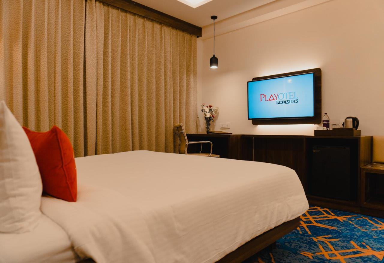 Playotel Premier Vijay Nagar Индор Екстериор снимка