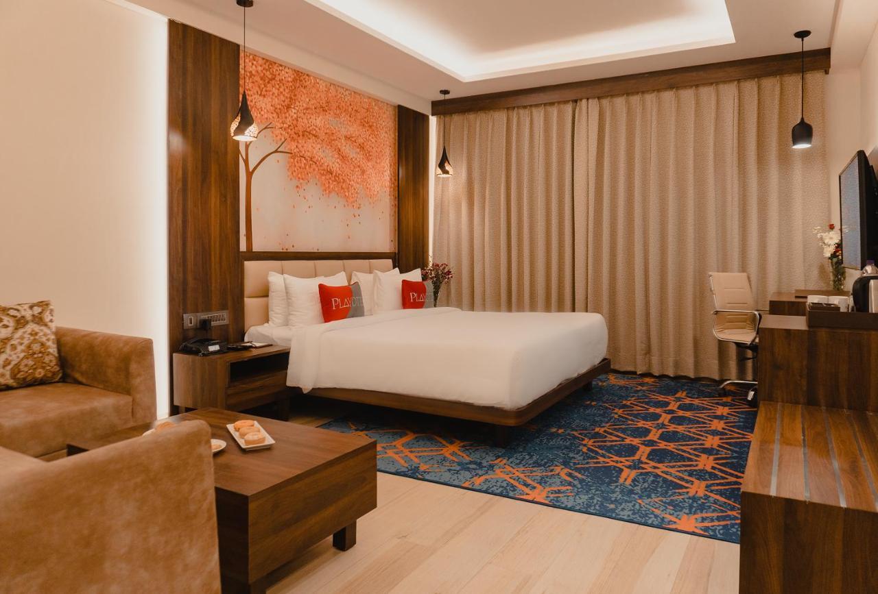 Playotel Premier Vijay Nagar Индор Екстериор снимка