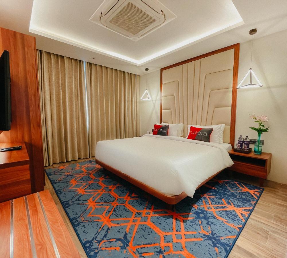 Playotel Premier Vijay Nagar Индор Екстериор снимка